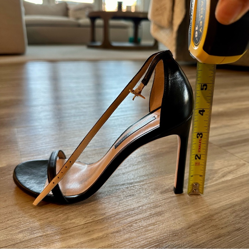 Stuart Weitzman Nudist - Picture 3 of 5